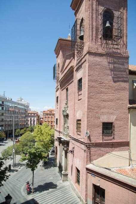 Un Fascinante Estudio En Madrid Centro Ngoại thất bức ảnh